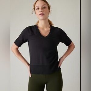 Athleta Size XL Step ForwardBlack V-Neck Sweatshirt Tee